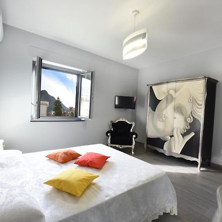 Villa Ida - Free Private Parking Сарно Экстерьер фото